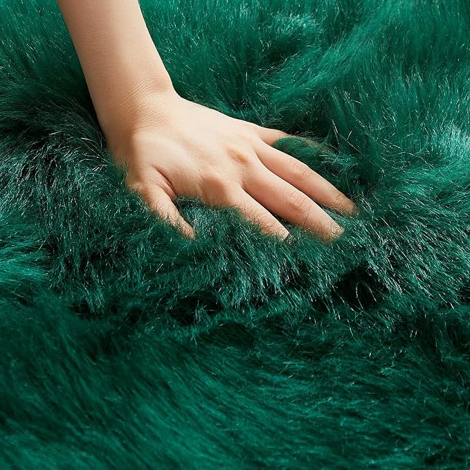 AMTOVO Faux Fur Rug, Dark Green Small Area Rug, Fluffy Sheepskin Rug, Fuzzy - Image 7