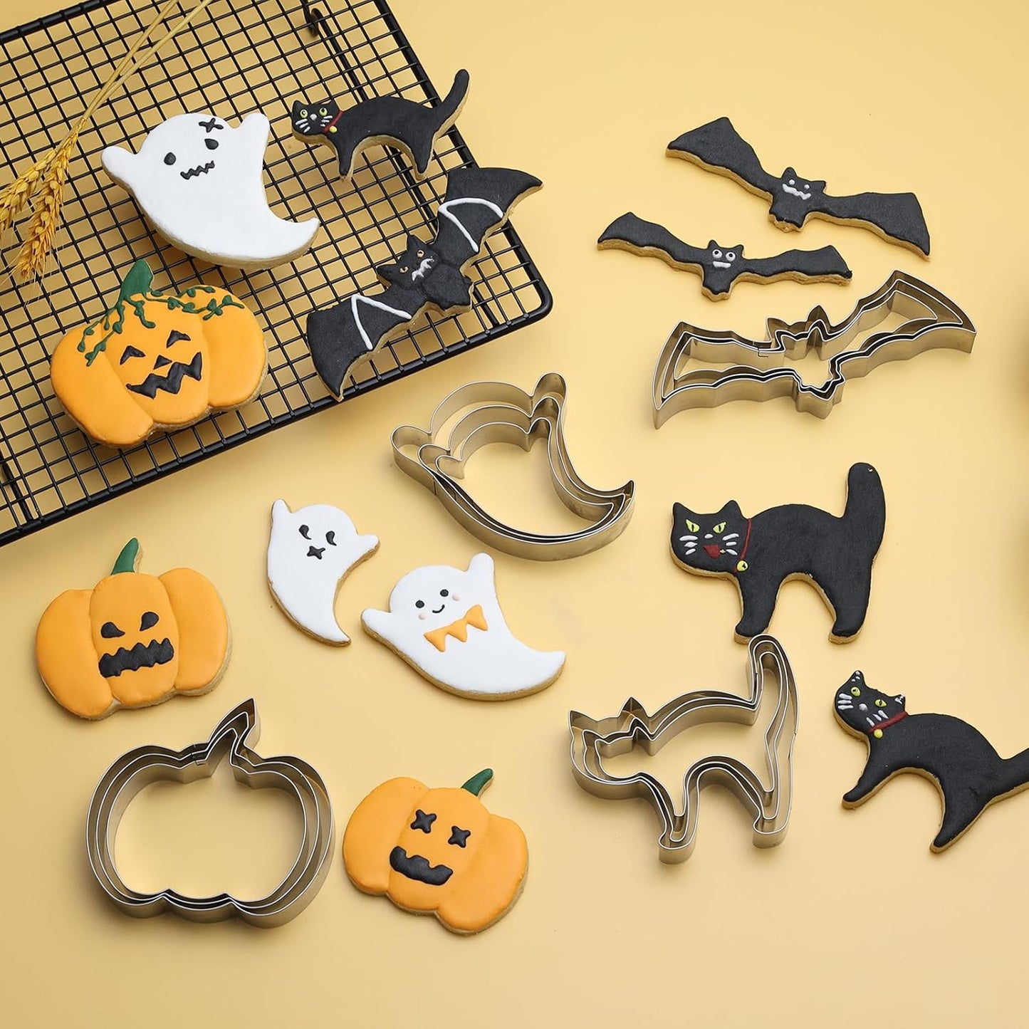 Halloween Cookie Cutters Set 12 Pcs, Stainless Steel Holiday Cookie Cutters Shape, 5.15” Bat, 3.54” Pumpkin, 3.34” Ghost, 3.5” Cat, Various Sizes Cute Cutters for Halloween Baking Party Decorations