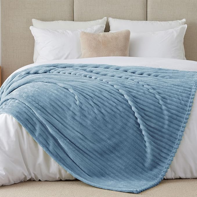 BEDELITE Blankets Queen Size for Bed, 300GSM Soft & Warm Fleece Blanket - Image 7