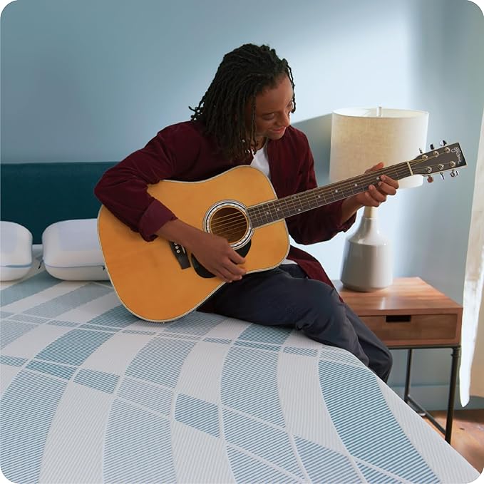 Sealy Dreamlife 14” Hybrid Mattress-in-a-Box, Queen, SealyComfort Gel Memory Foam, SealyResponsive Encased Coils, Machine Washable Cover