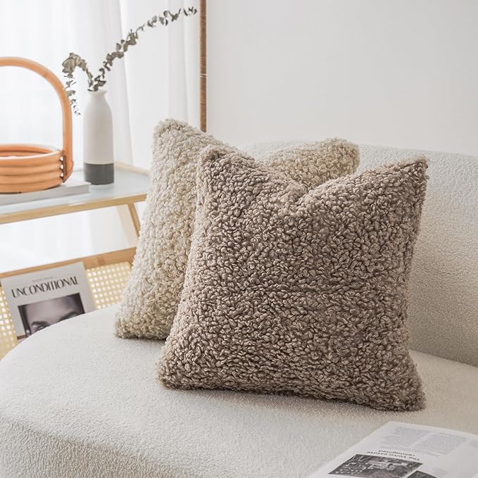 Foindtower 2 Pieces 24x24 Inch Khaki, Faux Fur Throw Pillow Cover Accent Sherpa Pillow Fuzzy Soft Pillowcases Sheepskin Decorative Fleece Cushion Case for Bed Couch Living Room