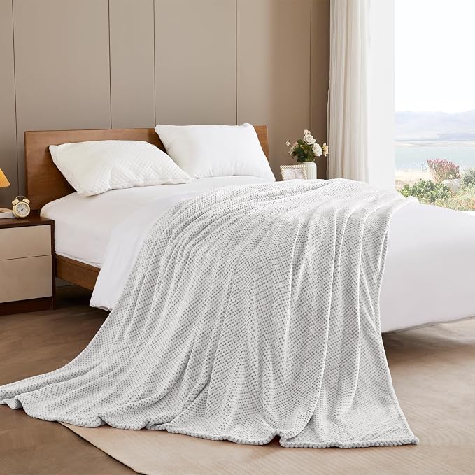 Exclusivo Mezcla Fleece Bed Blanket King Size, Super Soft and Warm Blankets - Image 5