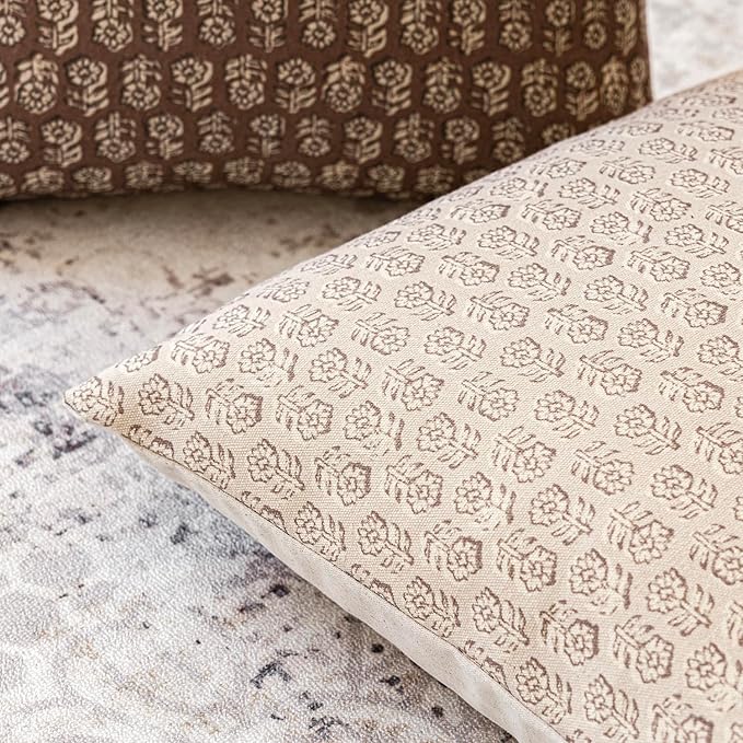 Foindtower Set of 2 Decorative Neutral Floral Print Throw Pillow Covers Vintage Accent Farmhouse Cushion Covers Boho Home Decor for Sofa Couch Chair Bedroom Living Room Outdoor,22×22 Inch,Ivory Beige