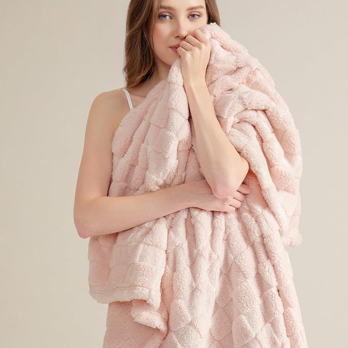 Bedsure GentleSoft Twin Blanket by BEDSURE