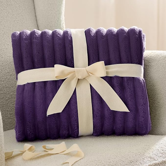 Bedsure GentleSoft Purple Fleece Blanket - Image 8