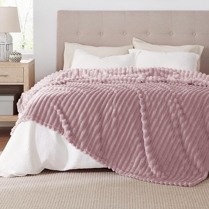 Bedsure GentleSoft Pink Full Blanket - Image 7