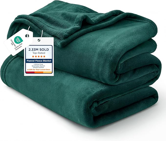 Bedsure GentleSoft Fleece Blankets Queen Size Emerald Green by BEDSURE