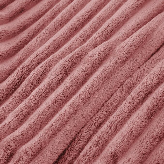 Bedsure GentleSoft Dusty Pink California King Size Blanket - Image 9