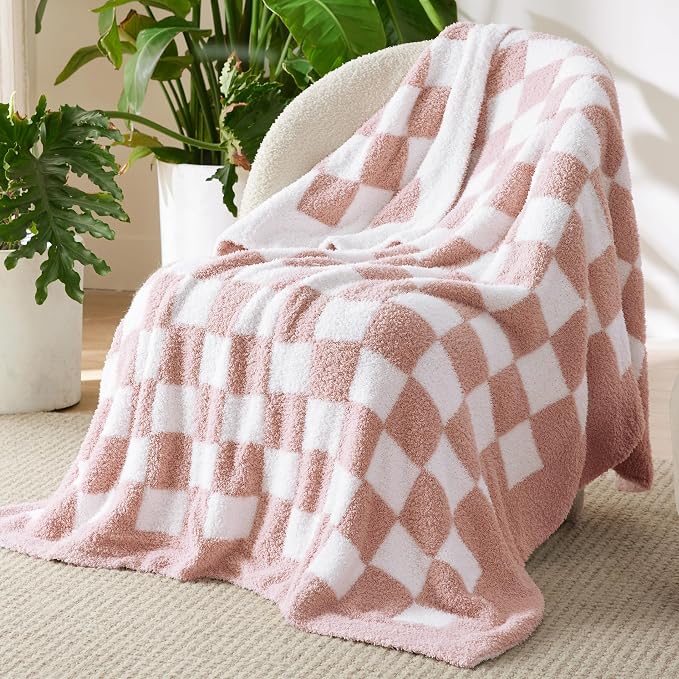 Bedsure GentleSoft Checkered Twin Blanket by BEDSURE