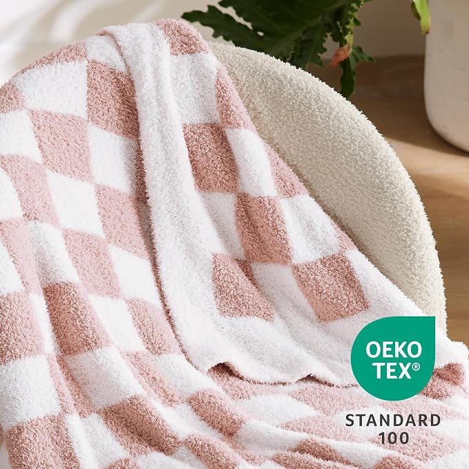 Bedsure GentleSoft Checkered Twin Blanket - Image 5