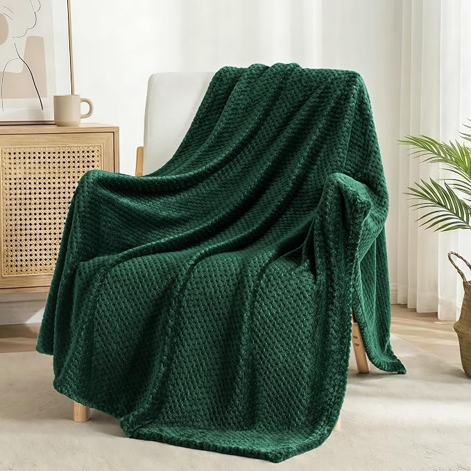 Exclusivo Mezcla Fleece Bed Blanket Queen Size, Super Soft and Warm Blankets - Image 4