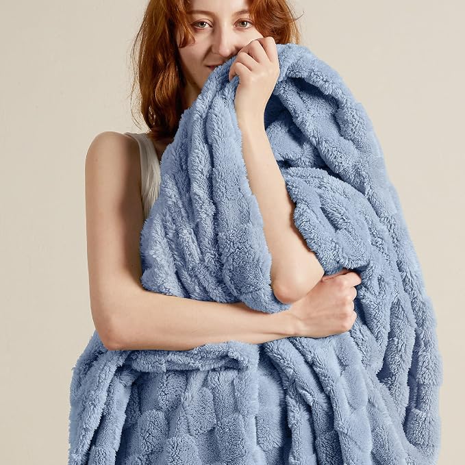 Bedsure GentleSoft Ashley Blue Throw Blanket by BEDSURE