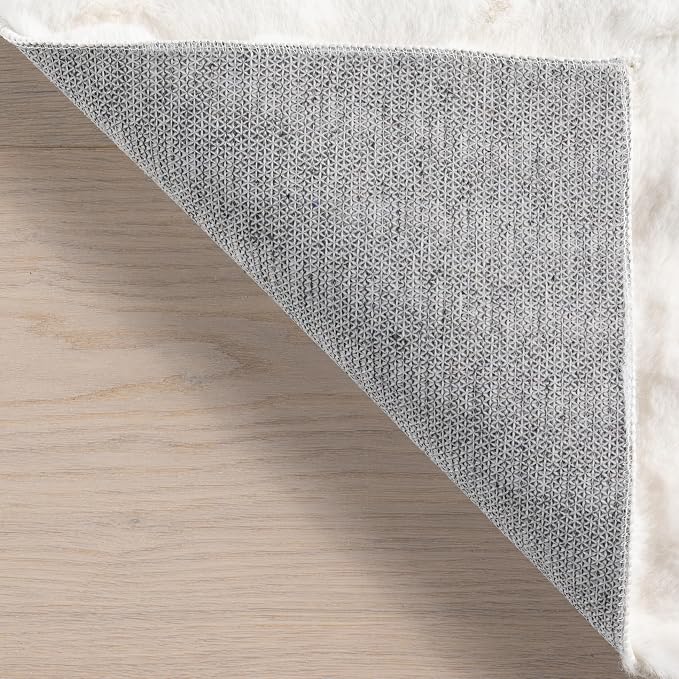 nuLOOM 3'9" x 6' Cozy Plush SuperiorWash Area Rug, Machine Washable, Soft - Image 8