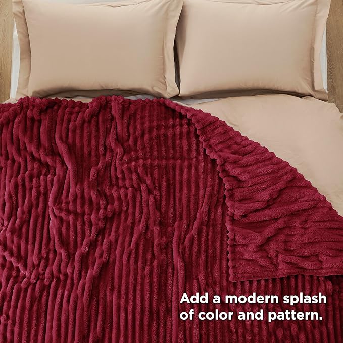 Bedsure GentleSoft Red Full Blanket - Image 4