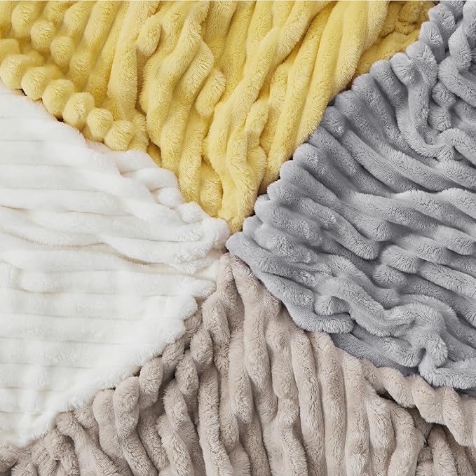 Bedsure GentleSoft Full Size Blanket - Image 7