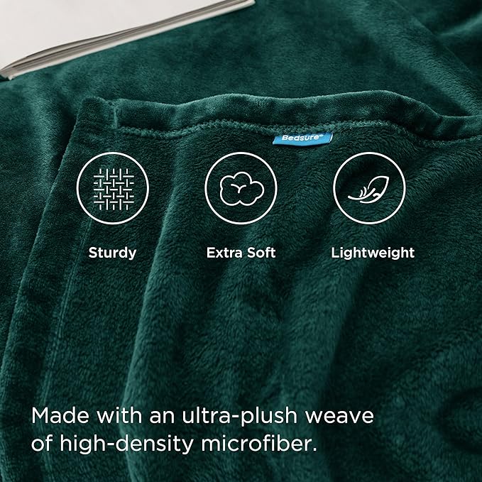 Bedsure GentleSoft Fleece Blankets Queen Size Emerald Green - Image 3