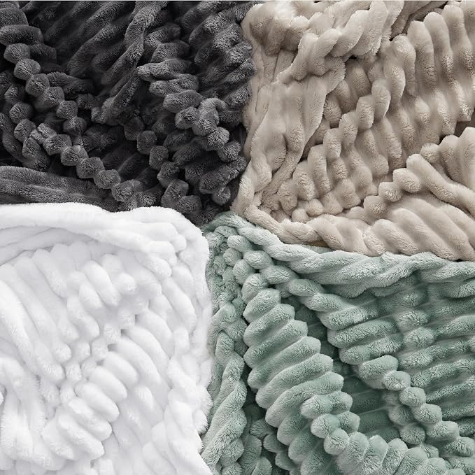 Bedsure GentleSoft White Twin XL Blanket - Image 7