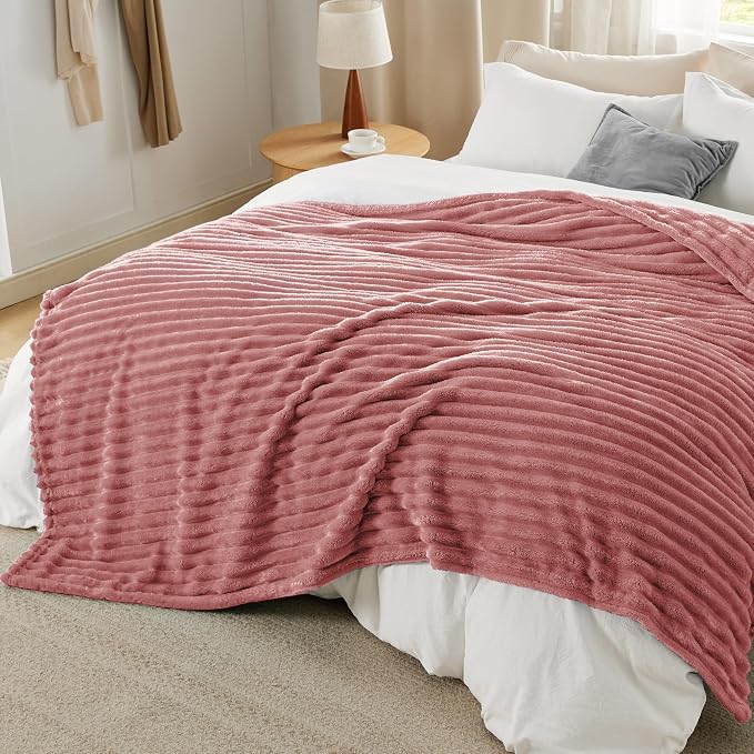 Bedsure GentleSoft Dusty Pink California King Size Blanket - Image 6
