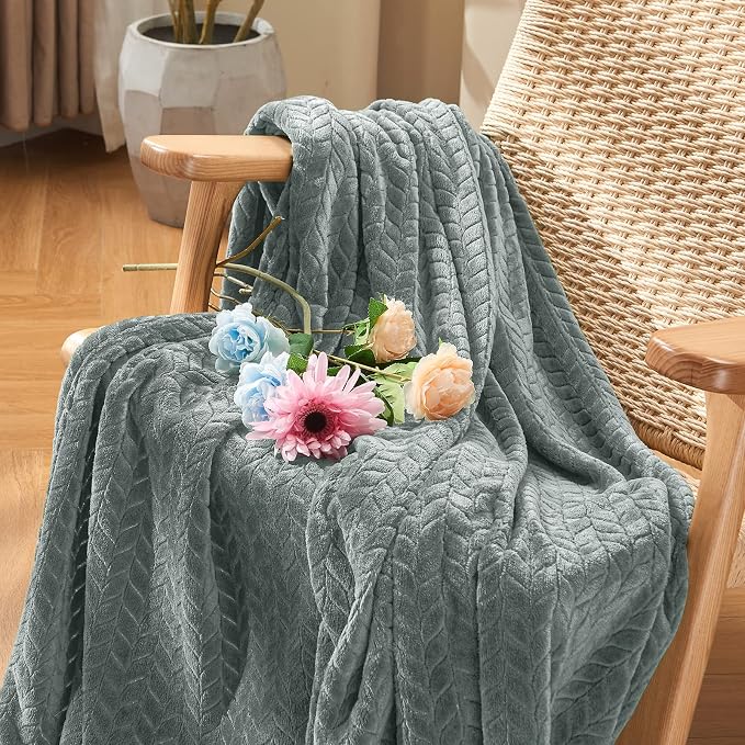 inhand Grey Fleece Queen Blanket - Image 2