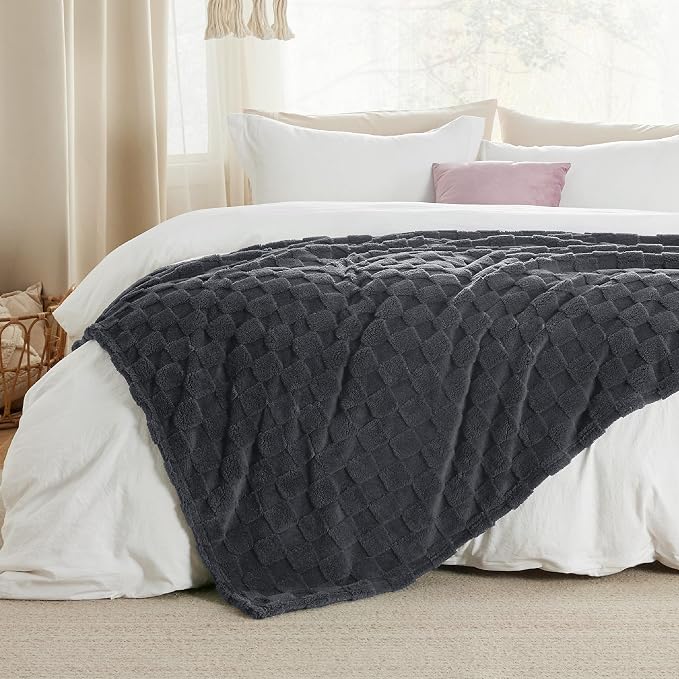 Bedsure GentleSoft Dark Grey Throw Blanket - Image 5