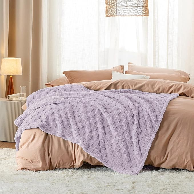 Bedsure GentleSoft Twin Blanket - Image 5