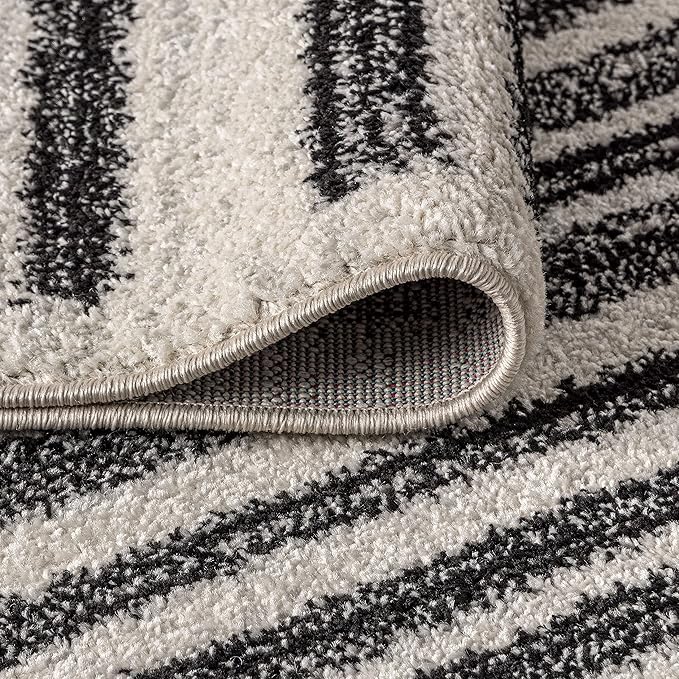 JONATHAN Y Khalil Modern Berber Stripe Cream/Black Indoor Area Rug, 4x6, Contemporary, Bohemian, Easy-Cleaning for Living Room, Bedroom, Kitchen, Pet Friendly, Non-Shedding (MOH207A-4)